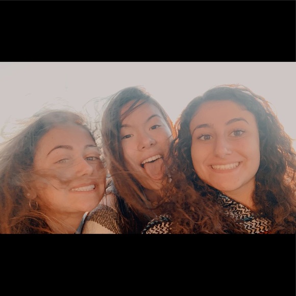 Meet your Posher, Taryn - Picture 1 of 1